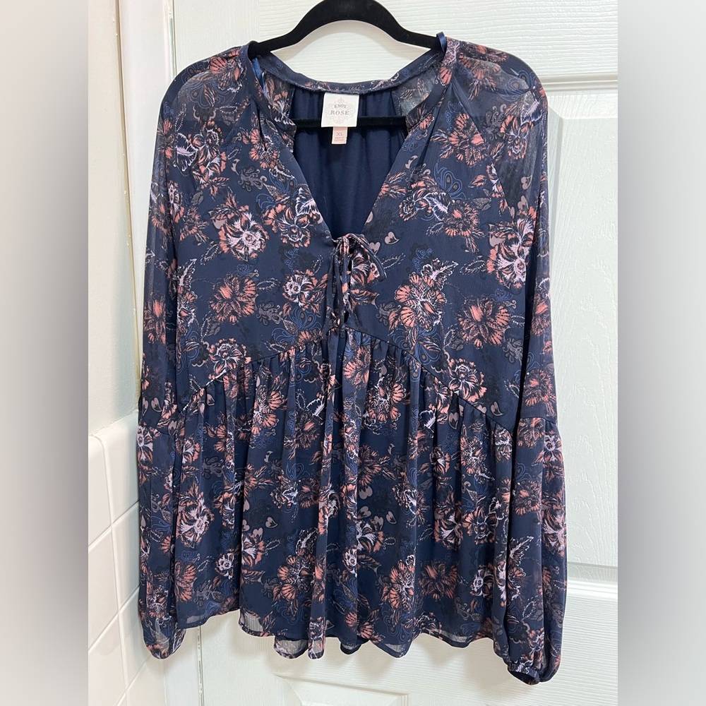 Knox Rose peasant top with lace up tie XL